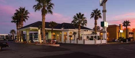 Fachada da propriedade