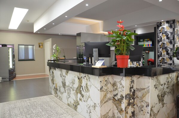 Reception - Green Hotel Motel (Vergiate)