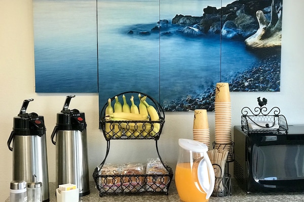 Free daily on-the-go breakfast