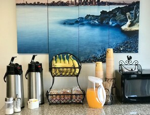 Free daily on-the-go breakfast - Sea-Tac Airport Value Inn (Des Moines)