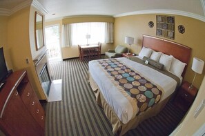 Habitación estándar, 1 cama de matrimonio grande, chimenea | Colchones con acolchado adicional y escritorio