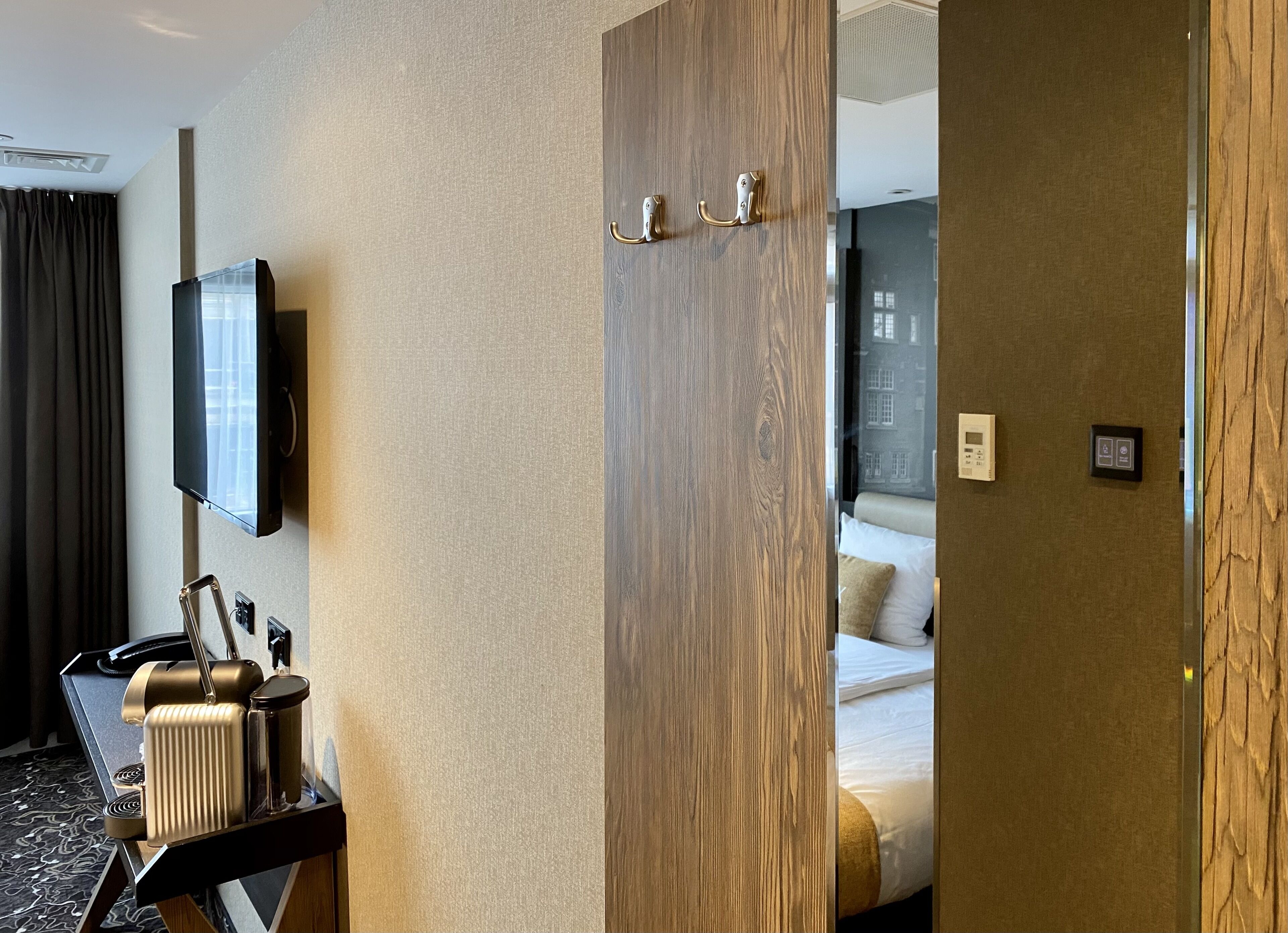 Photo - XO Hotels Infinity