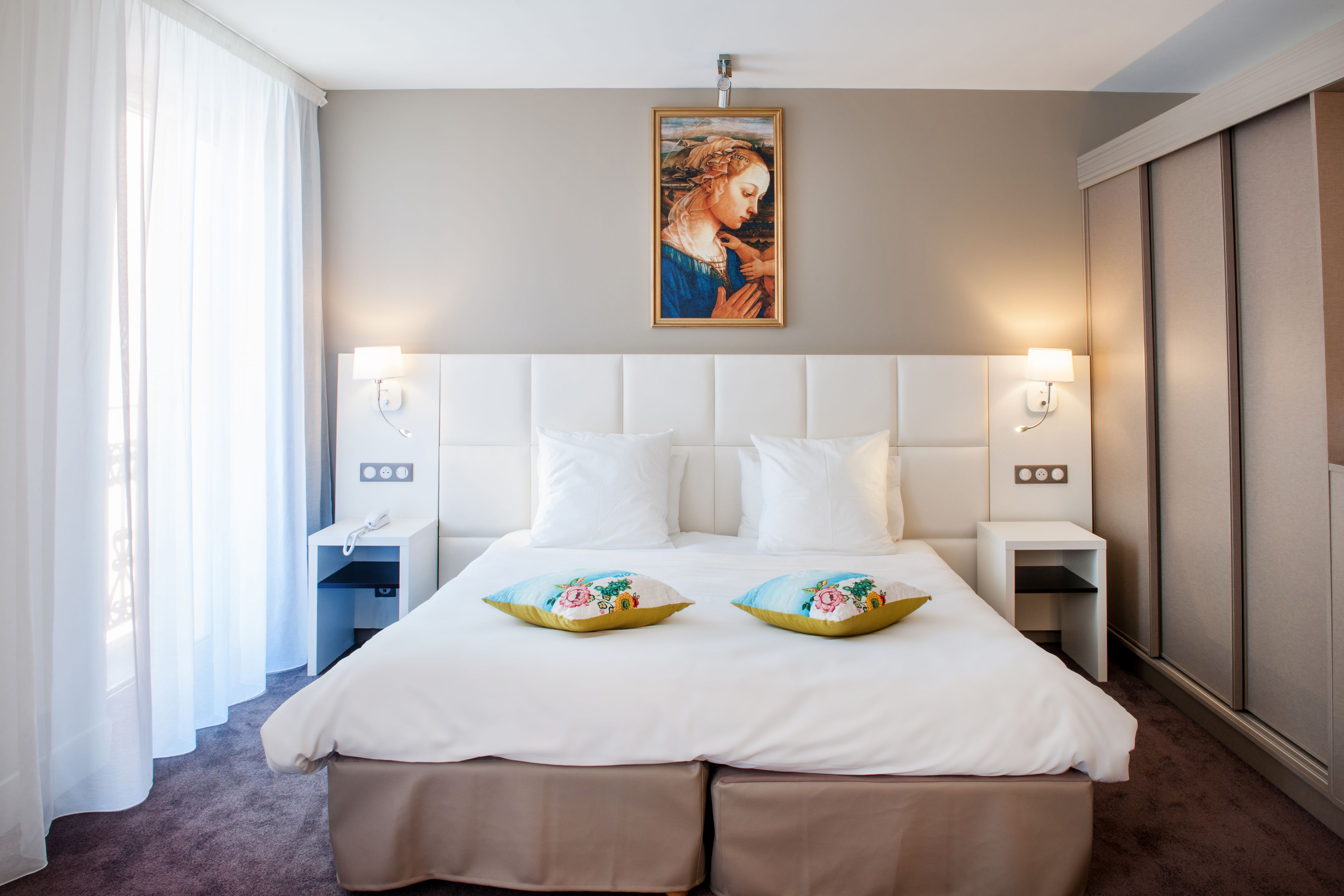 superior double room | minibar, in-room safe, desk, blackout curtains