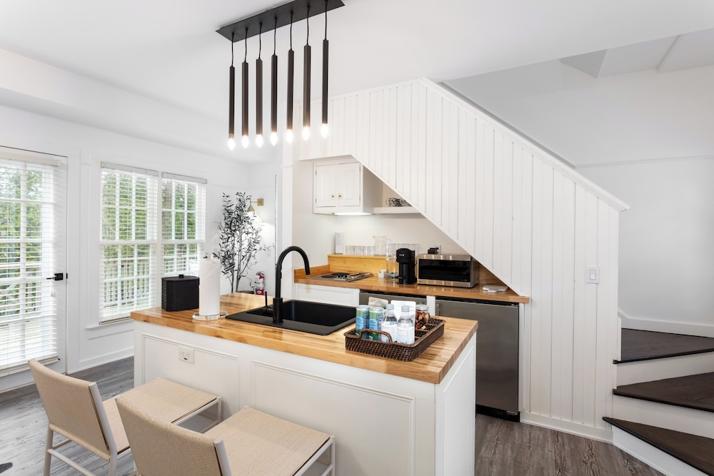 Buongiorno on the Harbor by null