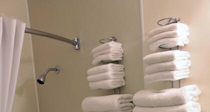 Budget Host Crestview Inn