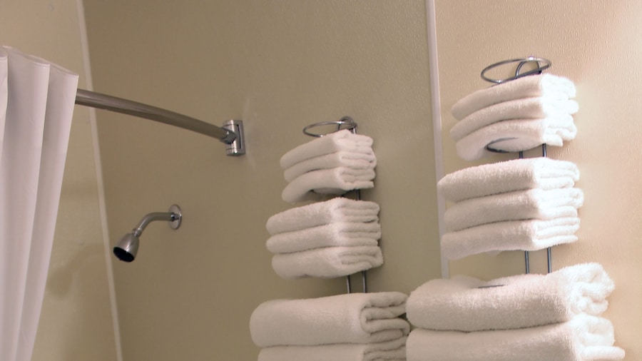 Budget Host Crestview Inn