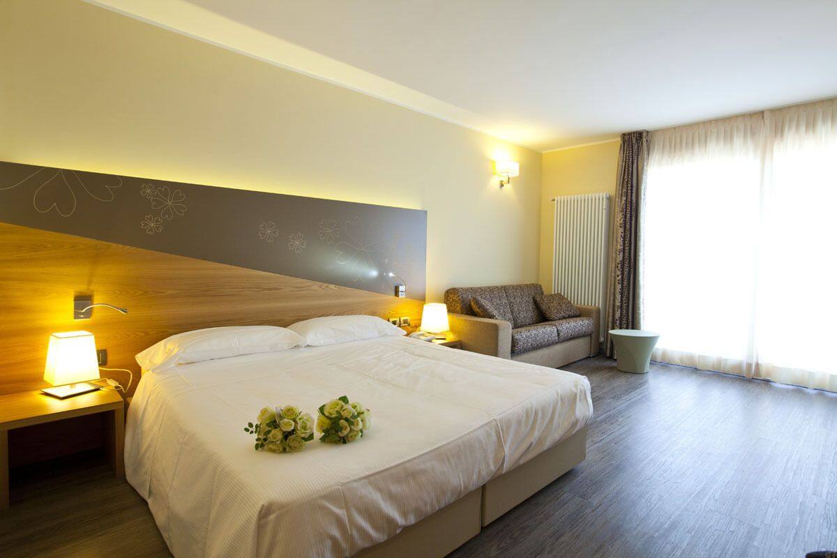 Minibar, in-room safe, desk, soundproofing