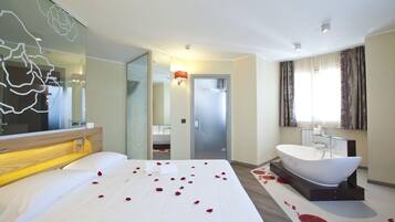 Minibar, coffres-forts dans les chambres, bureau, chambres insonorisées