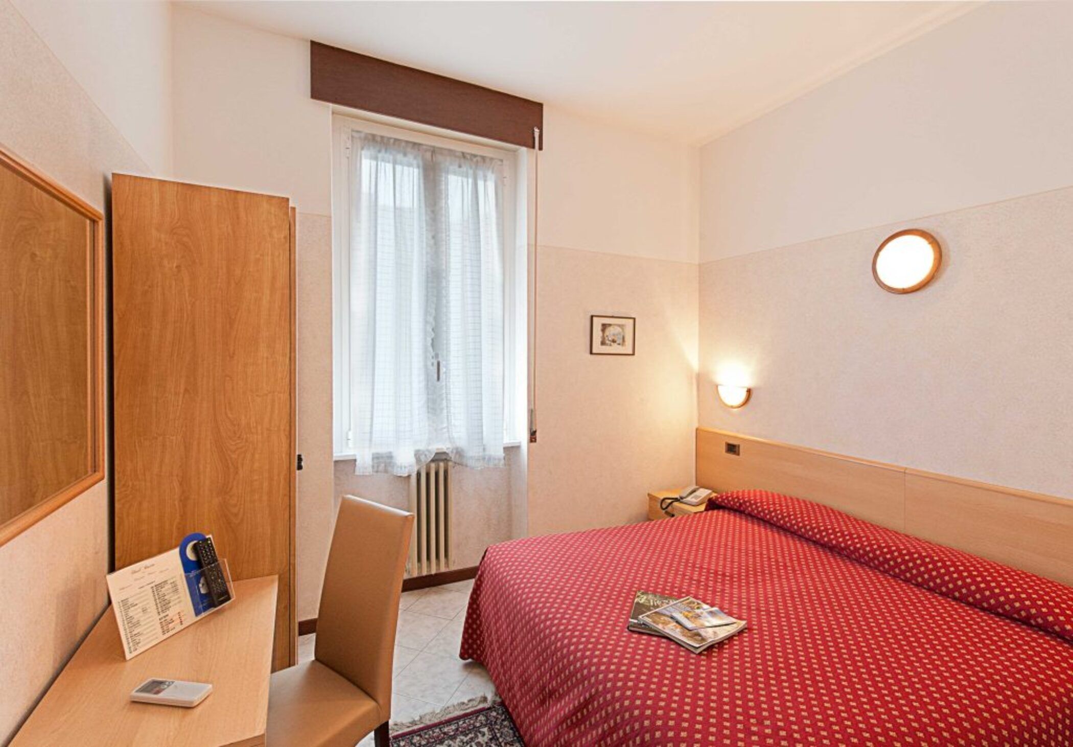 In-room safe, desk, laptop workspace, WiFi (free)