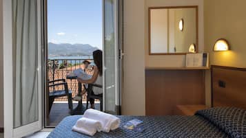 Doppel- oder Zweibettzimmer, Balkon, Seeblick | Blick vom Balkon