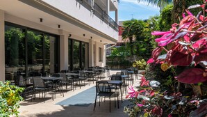 Ảnh chưa phân loại, 5 trong số 55 ảnh, nút