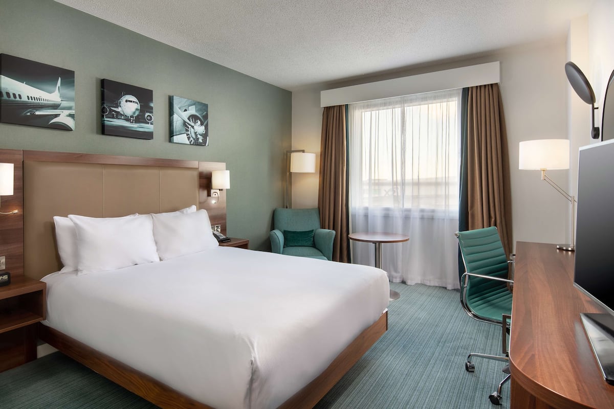 Minibar, in-room safe, individually furnished, soundproofing