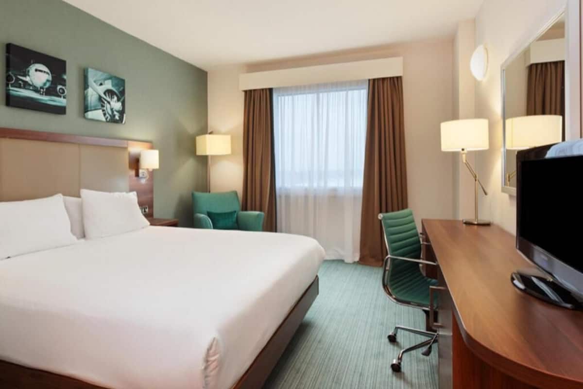 Minibar, in-room safe, individually furnished, soundproofing