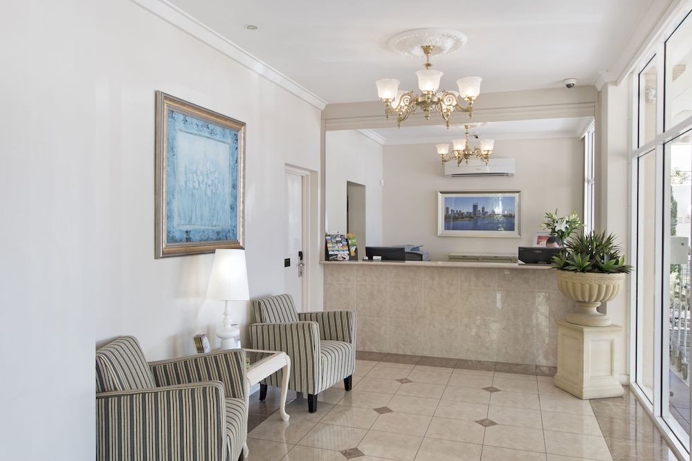 The Peninsula Riverside Serviced Apartments by null