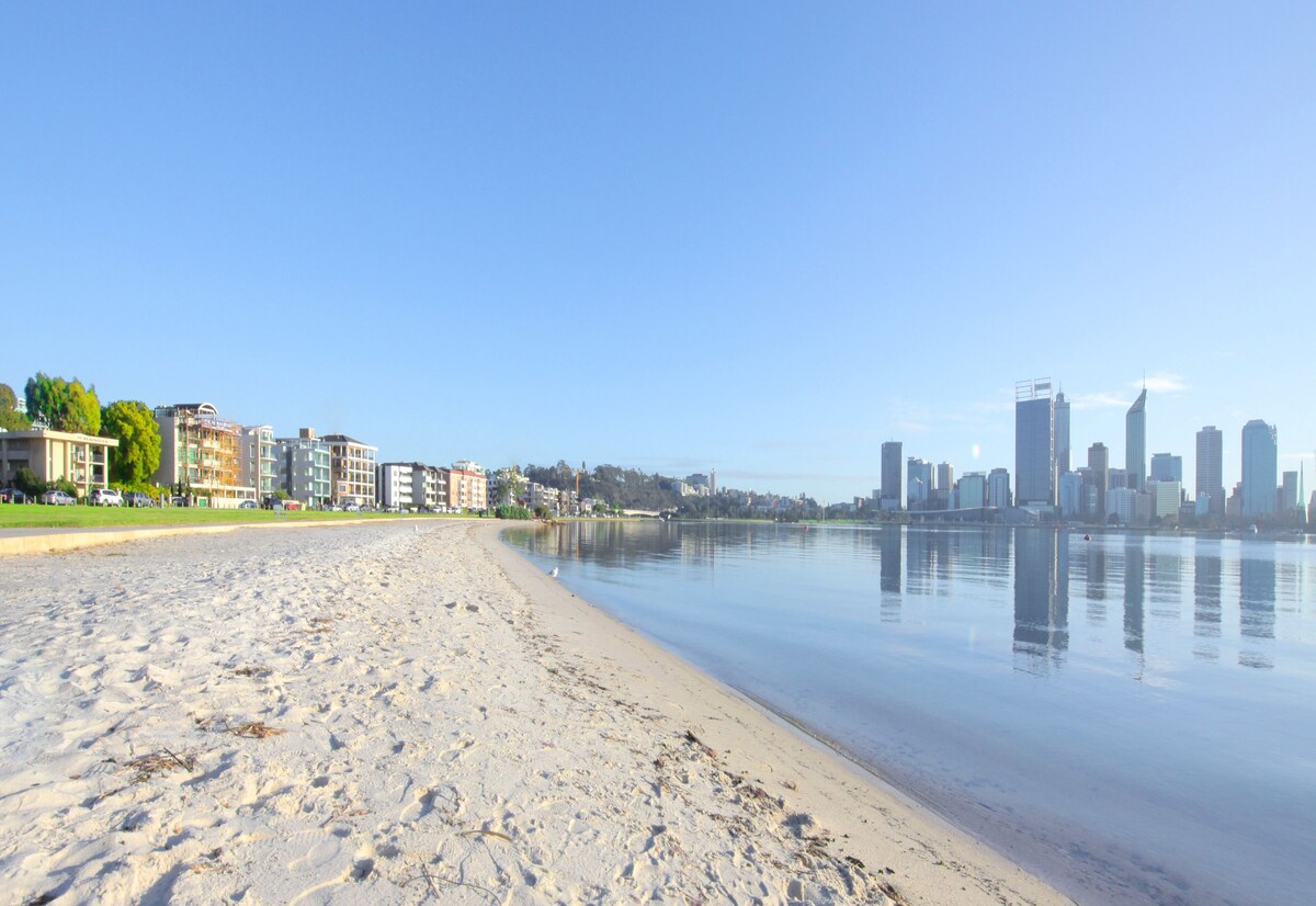 The Peninsula Riverside Serviced Apartments