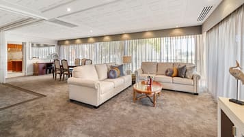 Suite Majestueuse, vue fleuve