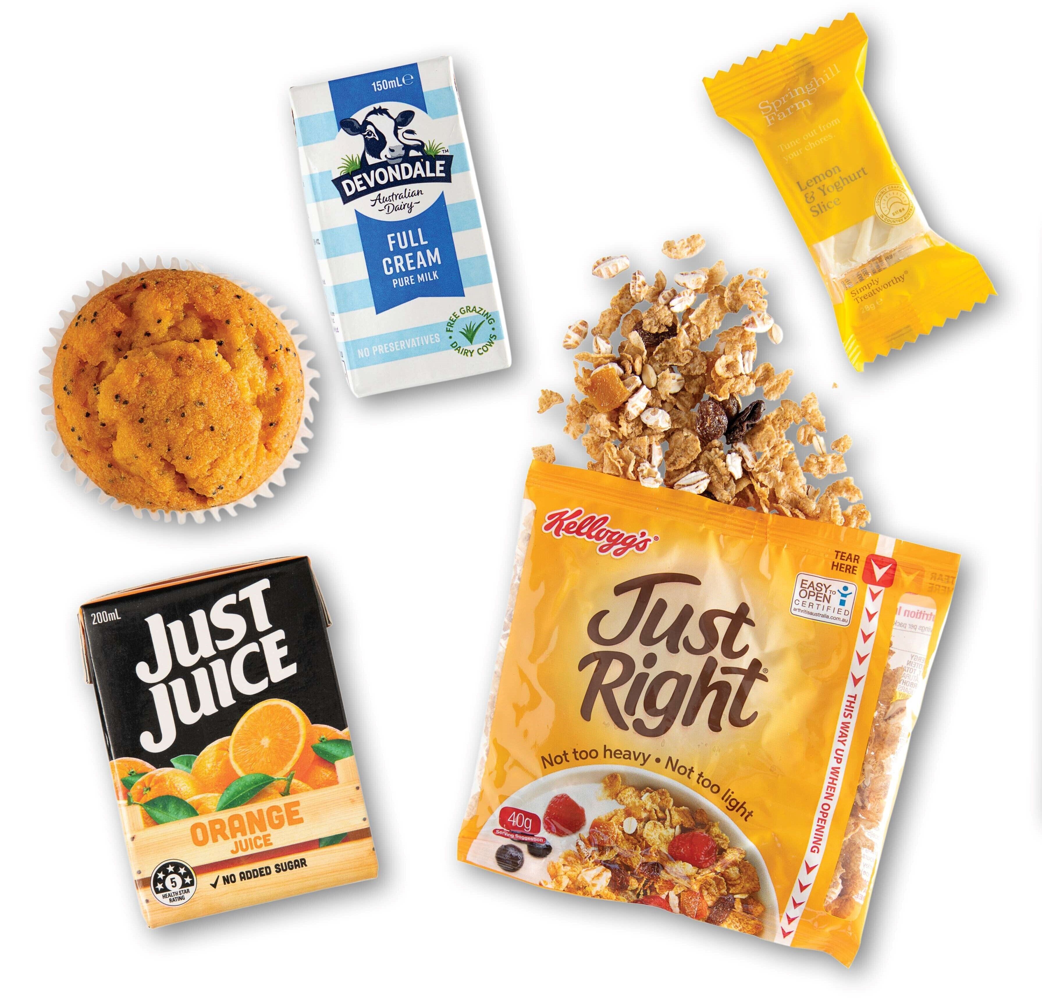 Een muffin, een pak Devondale volle melk, een pak citroen yoghurt, een pak Just Juice sinaasappelsap en een pak Just Right ontbijtgranen.