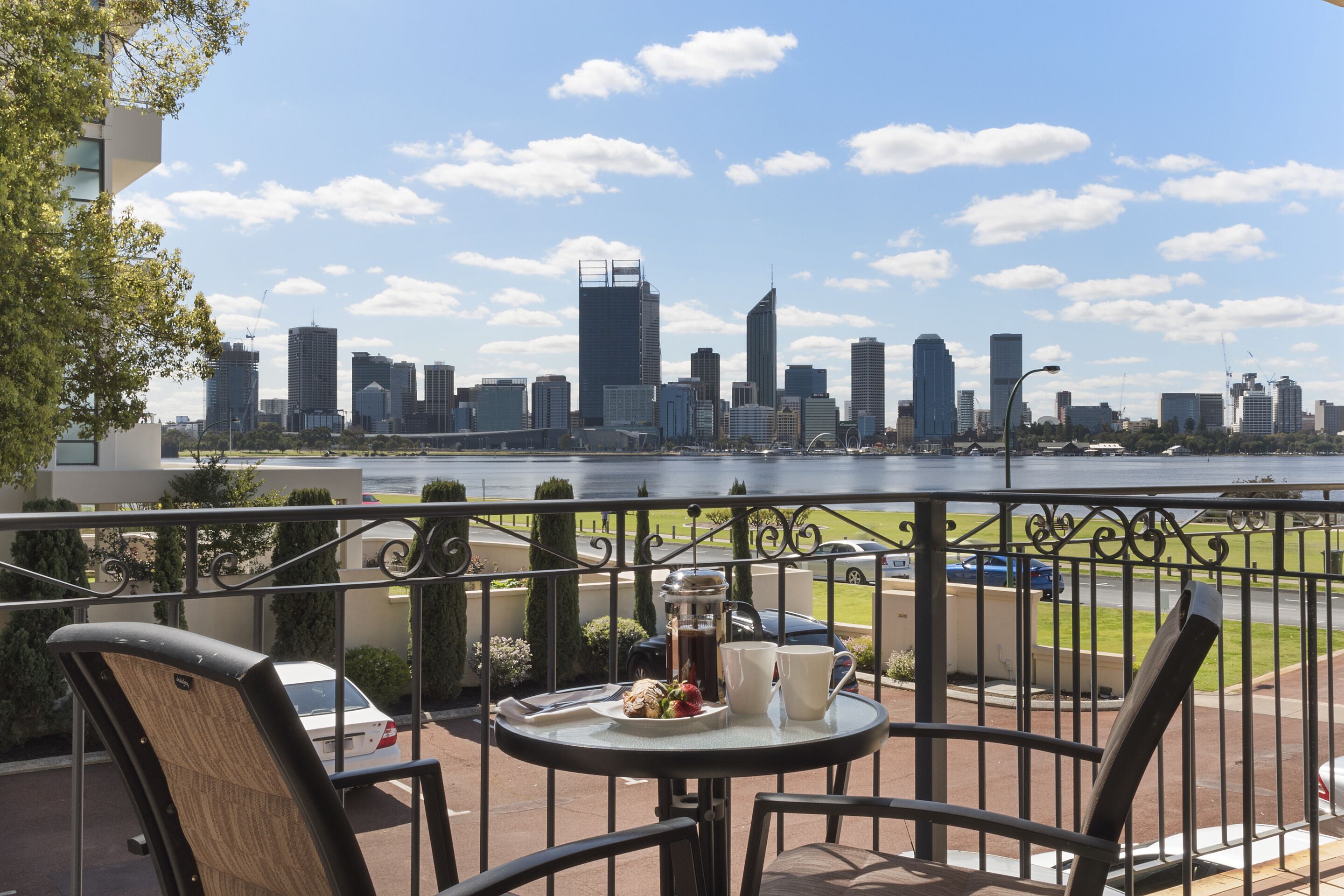 The Peninsula Riverside Serviced Apartments — image 3
