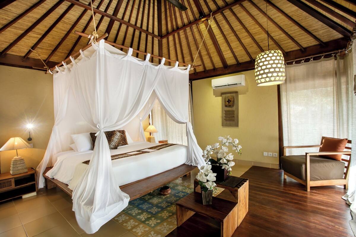 Hochwertige Bettwaren, Pillowtop-Betten, Minibar, Zimmersafe