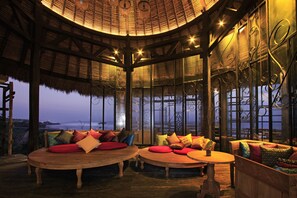 ห้องอาหารเช้า