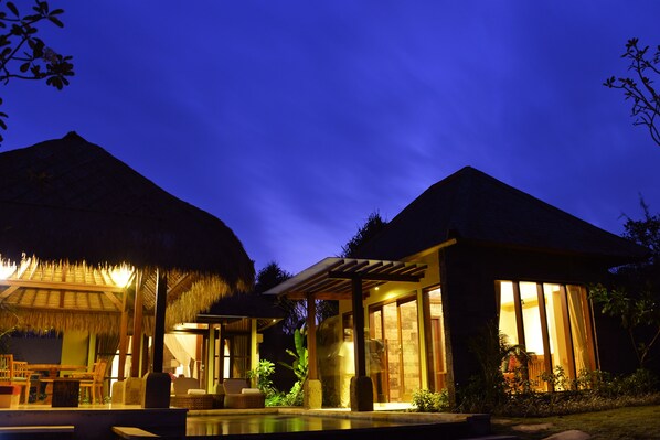 Deluxe Villa, Private Pool, Ocean View (Free Shuttle to Canggu)