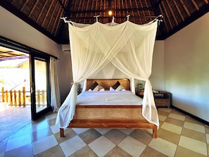 Executive Villa, 2 Bedrooms, Pool View