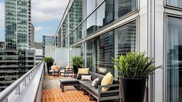 Ropa de cama de alta calidad y minibar