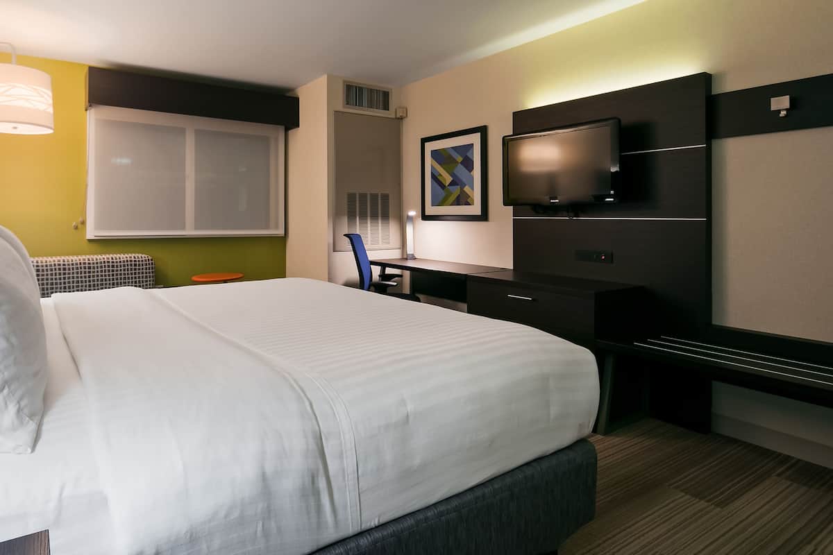 in-room safe, desk, laptop workspace, iron/ironing board