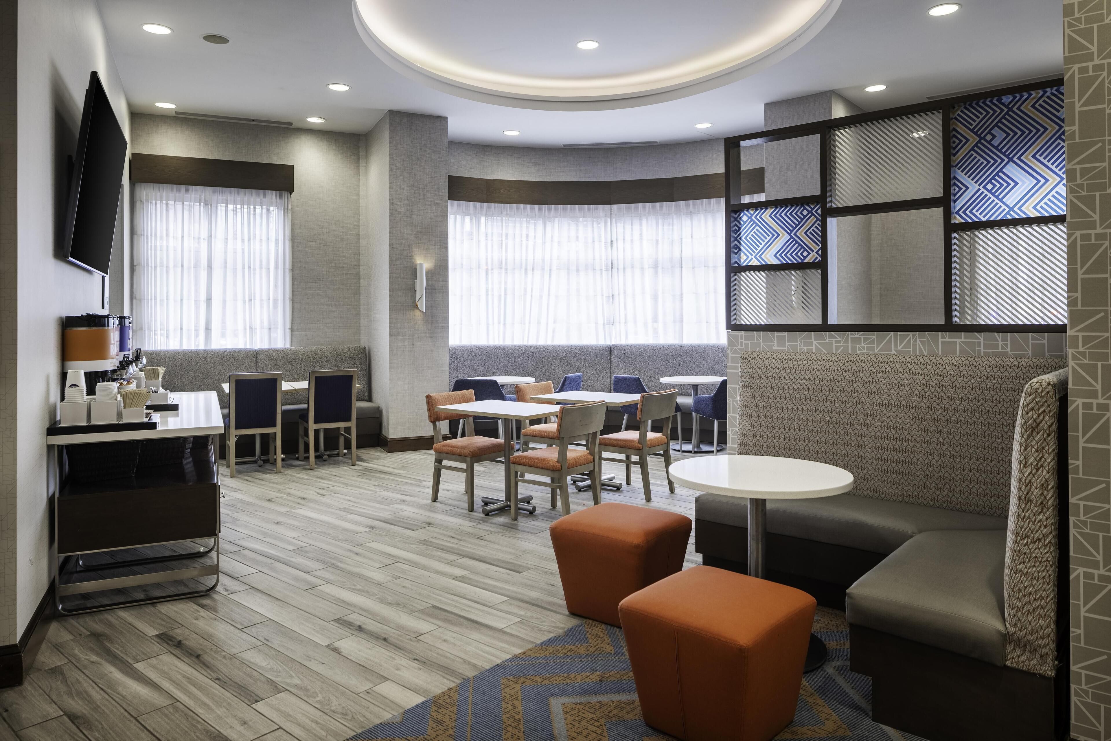 Free daily on-the-go breakfast