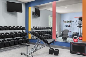 Fitness facility - Hampton Inn & Suites Fresno (Fresno)