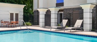Hampton Inn & Suites Fresno