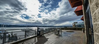 Hampton Inn & Suites Bremerton