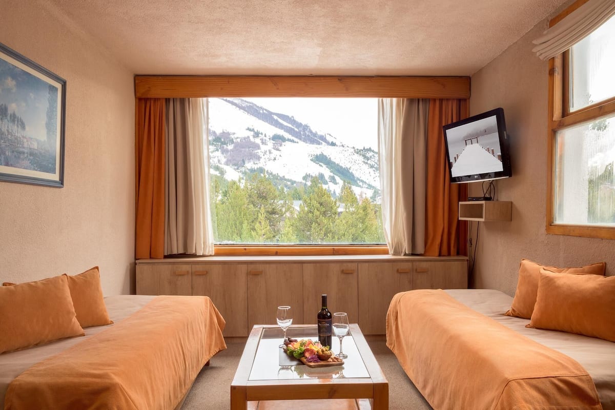 3 chambres, lit avec matelas en mousse à mémoire, coffre-fort