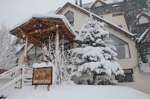 Porch - Village Catedral Hotel Resort & Spa (San Carlos de Bariloche)