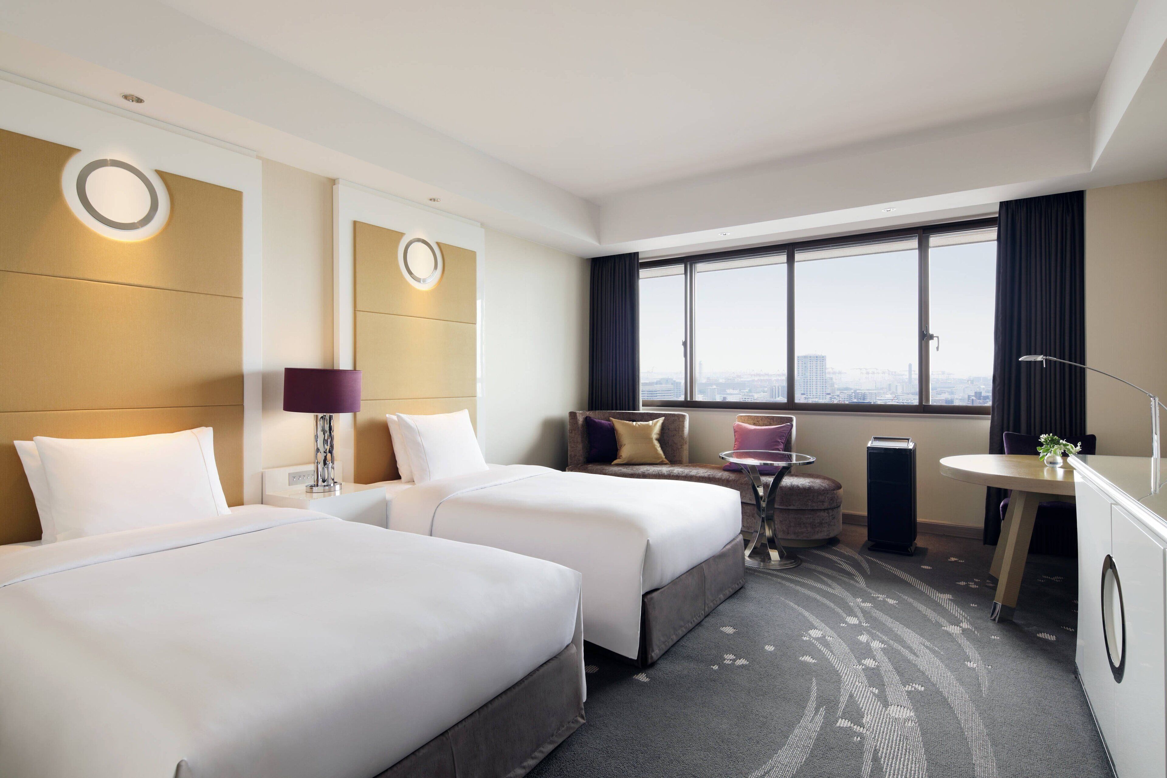 1 bedroom, down duvets, minibar, in-room safe