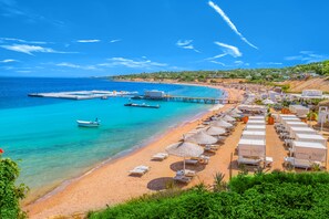 Playa privada, buceo y snorkel