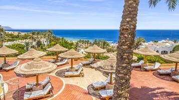 Prestige Deluxe Queen or Twin Room - Sea View | View from room