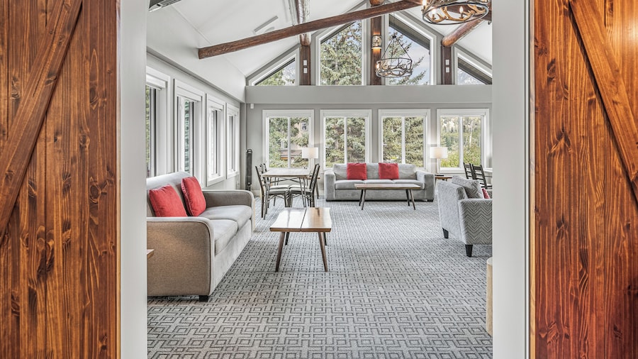 Basecamp Lodge Canmore