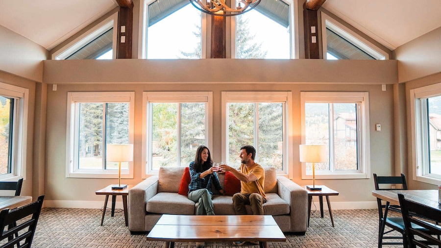 Basecamp Lodge Canmore