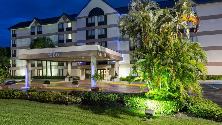 Holiday Inn Express & Suites Ft. Lauderdale N - Exec Airport by IHG