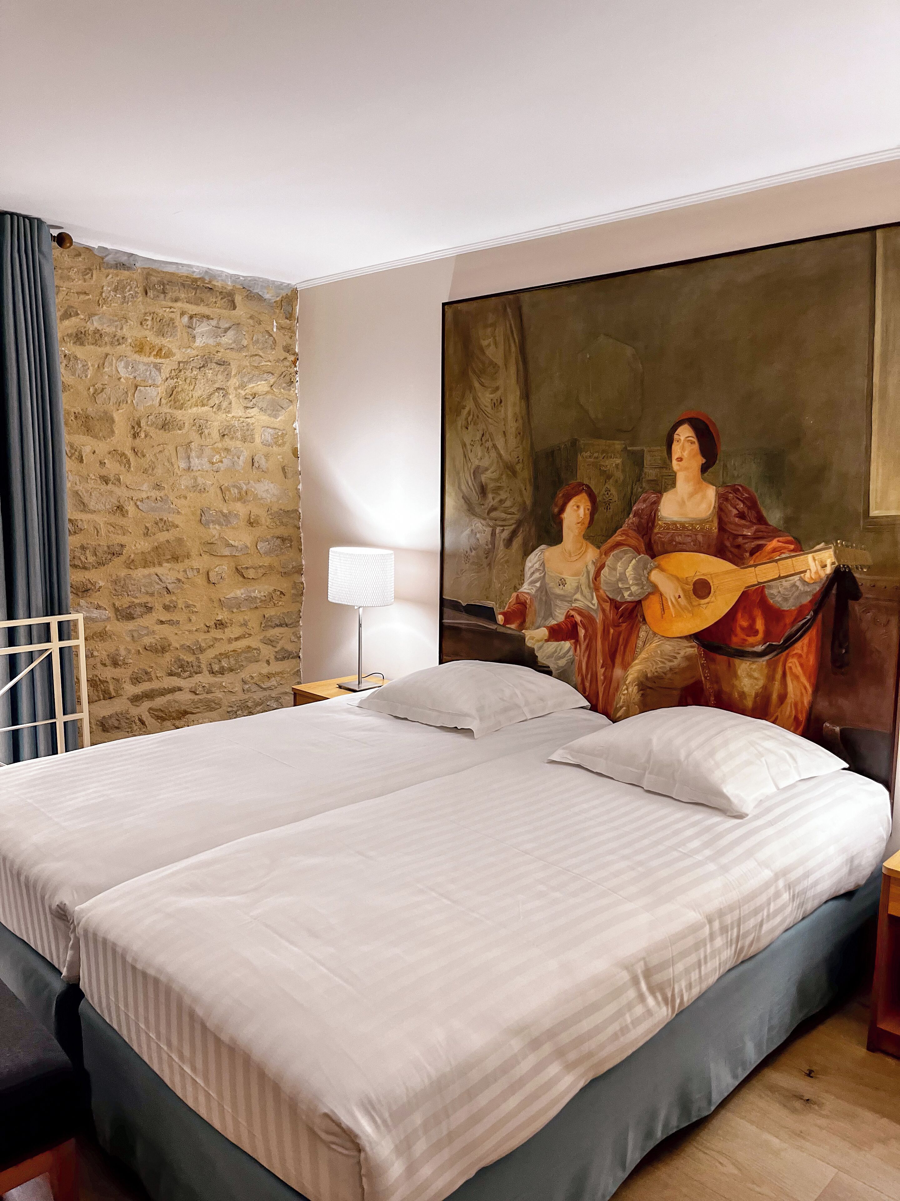 Premium Room, 2 Twin Beds | Minibar, desk, soundproofing, iron/ironing board