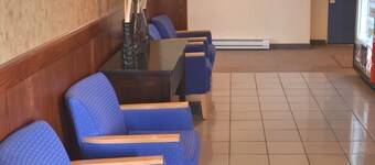 Main Street Lodge and Suites
