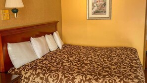 1 bedroom, iron/ironing board, free WiFi, bed sheets - Northgate Inn Saginaw (Saginaw)