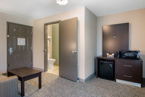 Clarion Inn & Suites Atlanta Downtown