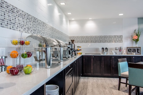 クラリオン イン & スイーツアトランタ ダウンタウン