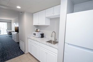Full-size fridge, microwave, coffee/tea maker