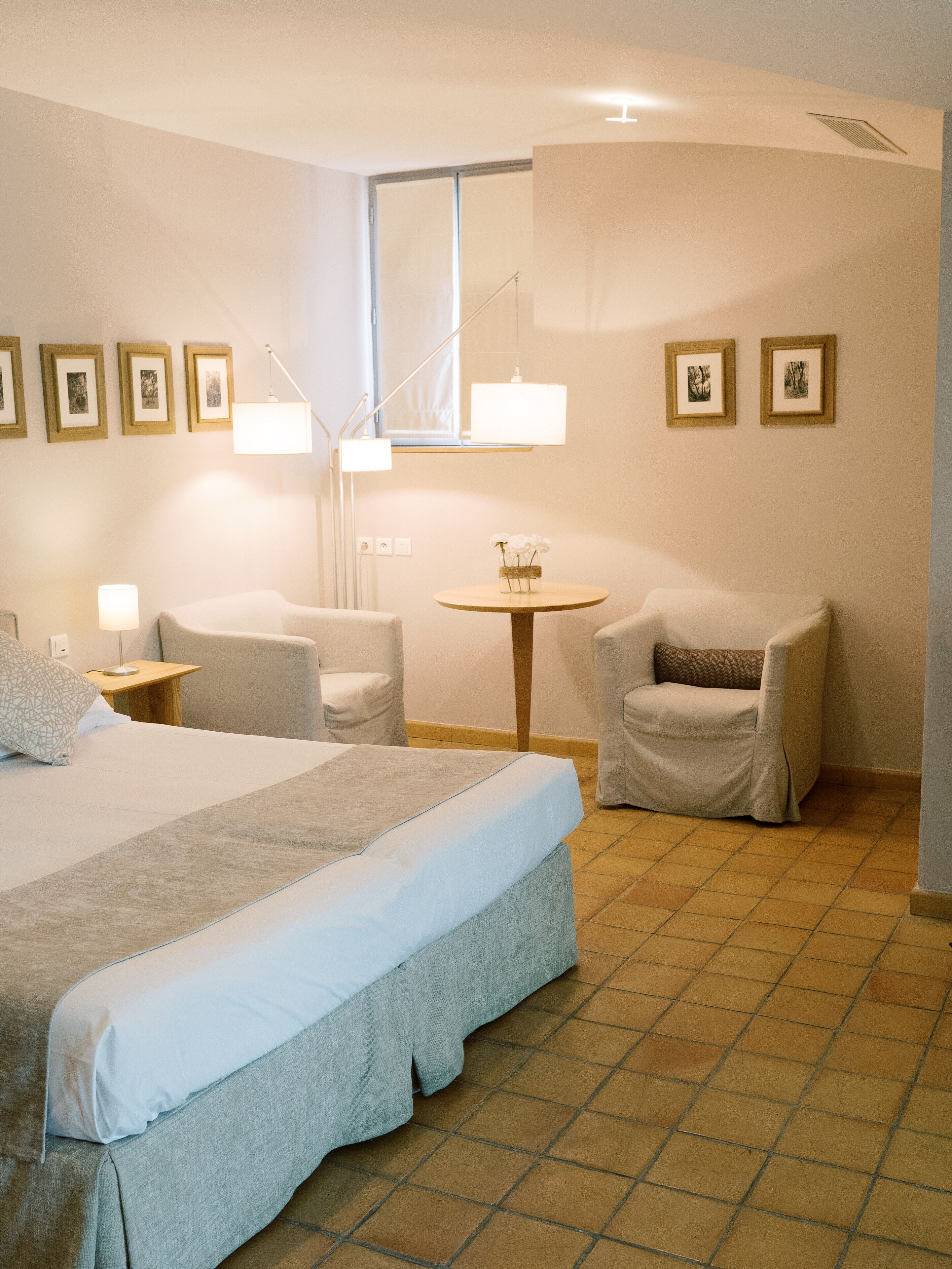 suite (robinson crusoe) | premium bedding, minibar, in-room safe, individually decorated