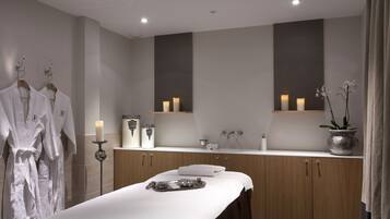 Couples treatment room(s)