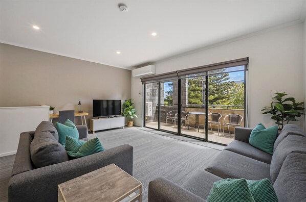 Executive Three Bedroom Townhome | Living area