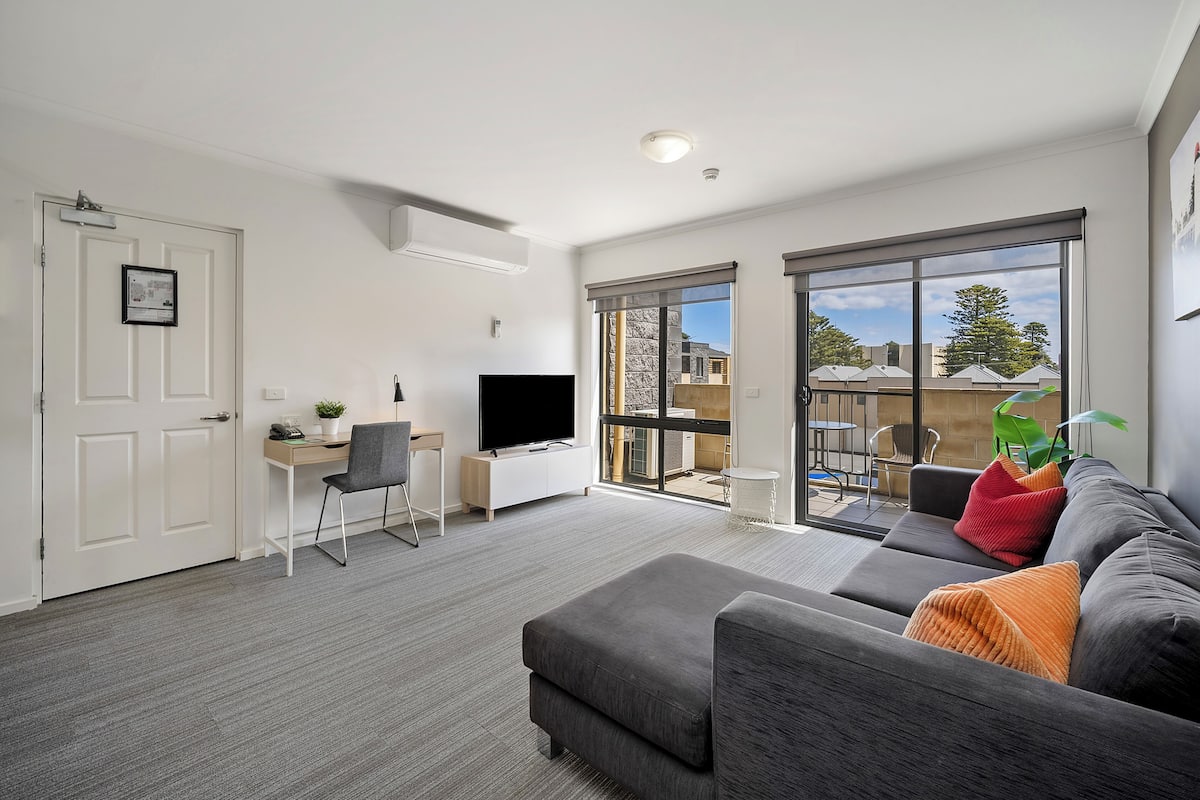 Executive Two Bedroom Apartment | Premium bedding, individually furnished, desk, laptop workspace